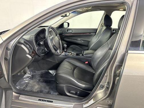 2013 INFINITI G37x Base