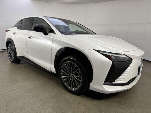 2023 Lexus RZ 450e Luxury