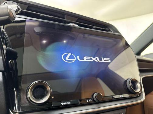 2023 Lexus RZ 450e Luxury