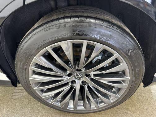 2023 Lexus RZ 450e Luxury