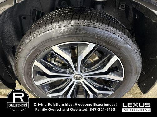 2025 Toyota Crown Signia XLE