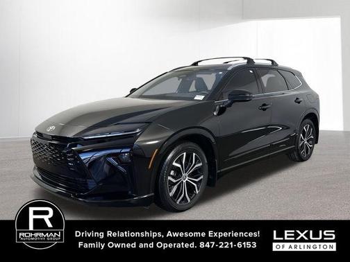 2025 Toyota Crown Signia XLE