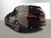 Carbon Black Metallic 2026 BMW X7 xDrive40i