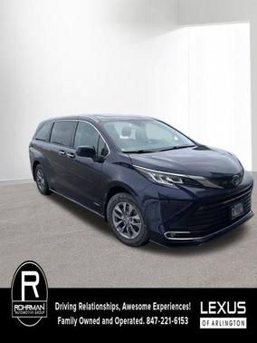 2021 Toyota Sienna XLE 7 Passenger