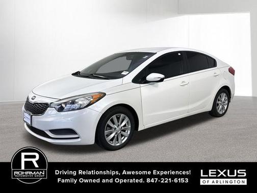 Snow White Pearl 2016 Kia Forte LX