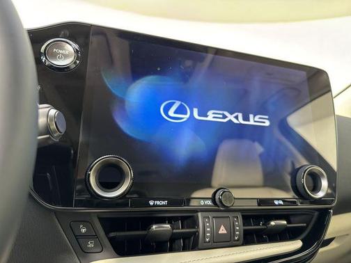 2025 Lexus NX 350h Luxury