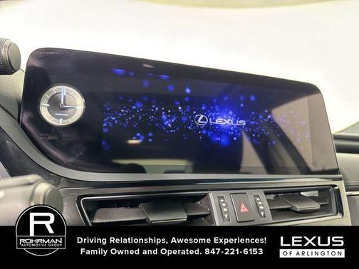 2024 Lexus ES 300h Ultra Luxury