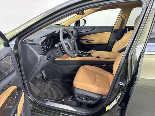 2025 Lexus NX 350h Luxury
