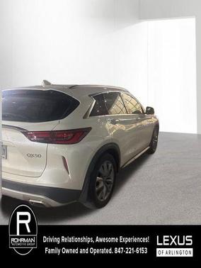 2022 INFINITI QX50 LUXE AWD