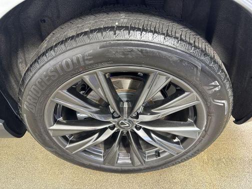2024 Lexus RX 350 F SPORT Handling