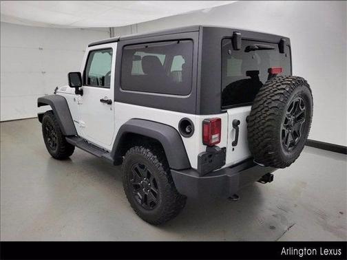 Photo 4 of 34 of 2015 Jeep Wrangler Sport