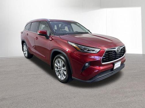 Ruby Flare Pearl 2021 Toyota Highlander Limited