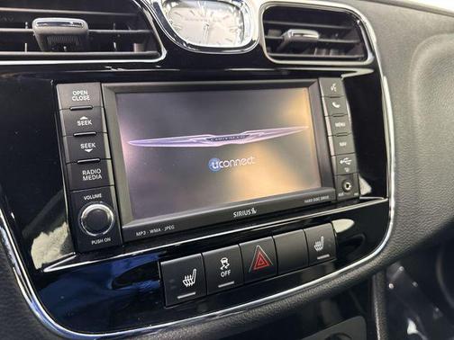 2012 Chrysler 200 S