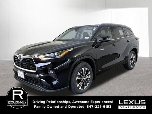 Midnight Black Metallic 2021 Toyota Highlander Hybrid XLE
