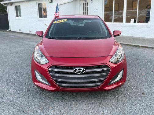 2016 Hyundai Elantra GT Base
