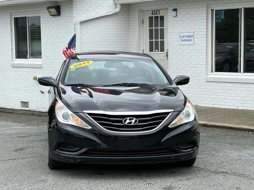 2011 Hyundai SONATA GLS