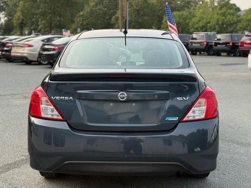 2016 Nissan Versa 1.6 SV