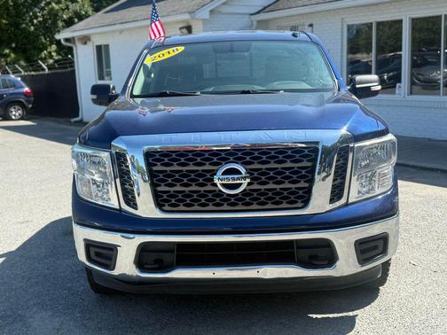 2018 Nissan Titan SV