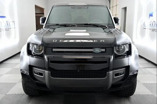 2022 Land Rover Defender 110 V8
