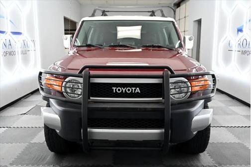 2011 Toyota FJ Cruiser Base