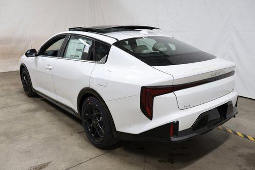 2025 Kia K4 GT-Line Turbo