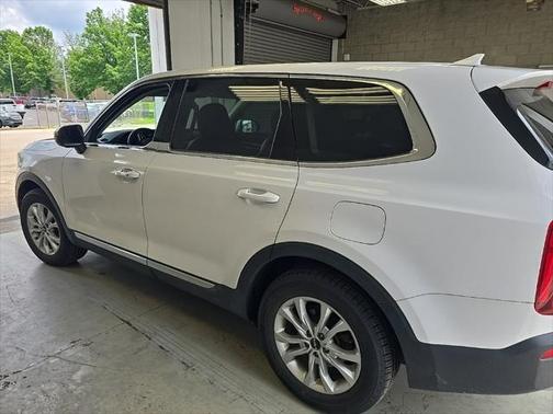 2022 Kia Telluride LX