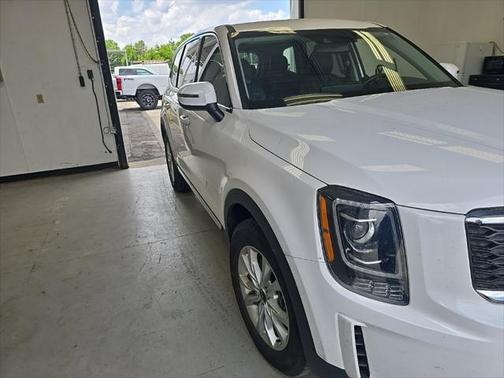 2022 Kia Telluride LX