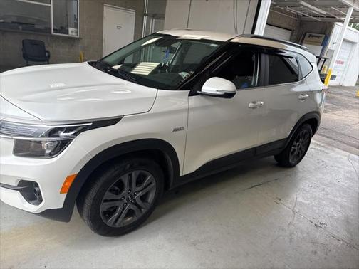 2022 Kia Seltos S