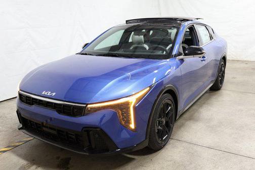2025 Kia K4 GT-Line Turbo