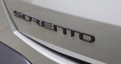 2025 Kia Sorento SX