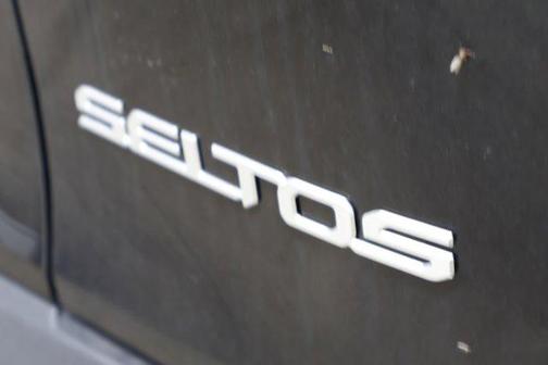 2025 Kia Seltos SX Turbo