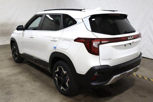 2025 Kia Seltos EX