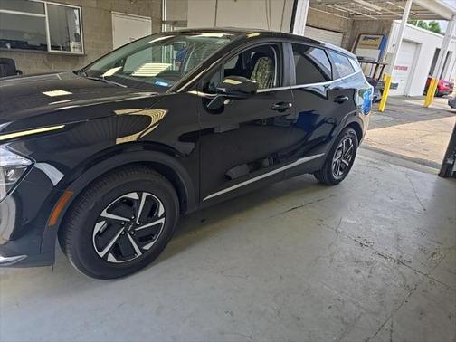 2023 Kia Sportage Hybrid LX