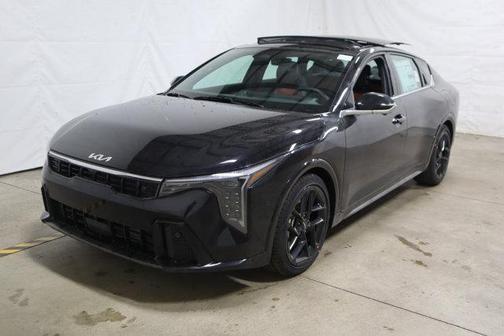 2025 Kia K4 GT-Line Turbo