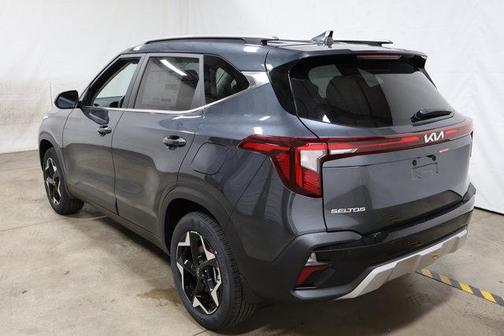 2025 Kia Seltos EX