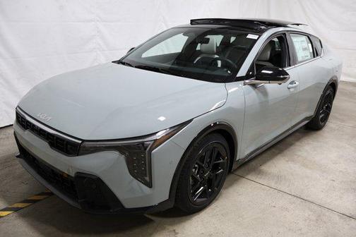 2025 Kia K4 GT-Line Turbo