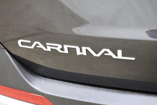 2025 Kia Carnival Hybrid EX