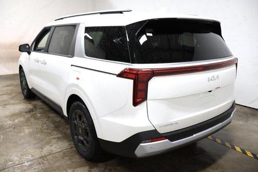 2025 Kia Carnival Hybrid EX
