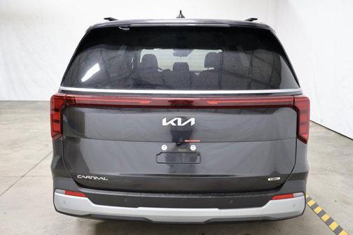 2025 Kia Carnival Hybrid EX