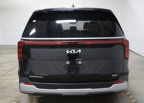 2025 Kia Carnival Hybrid LXS