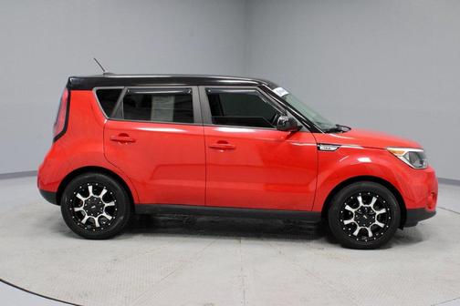 2017 Kia Soul +