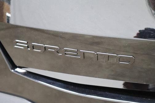 2025 Kia Sorento SX