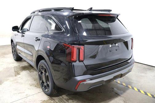 2025 Kia Sorento SX