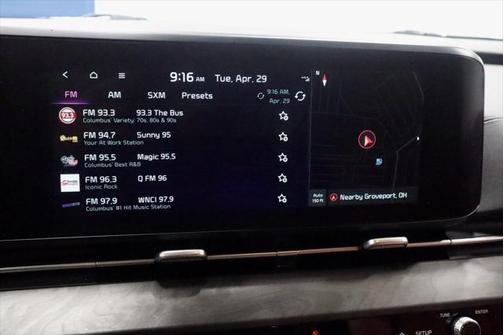 2024 Kia Carnival SX