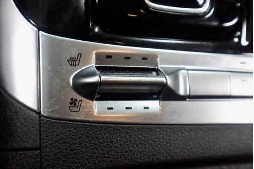 2024 Kia Carnival SX