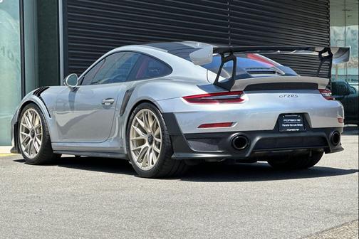 2018 Porsche 911 GT2 RS