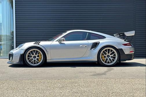 2018 Porsche 911 GT2 RS