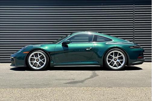 2024 Porsche 911 S/T