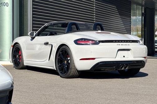 2024 Porsche 718 Boxster S