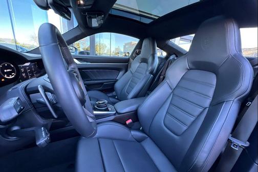 2022 Porsche 911 Turbo S